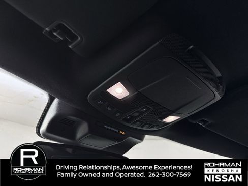 Used 2022 Ford Expedition Max Limited image 10