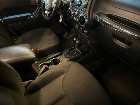 Used 2016 Jeep Wrangler Unlimited Sport w/ Quick Order Package 24S image 15