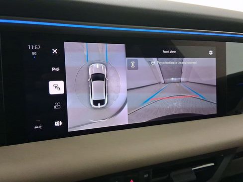 Used 2026 Porsche Macan image 28