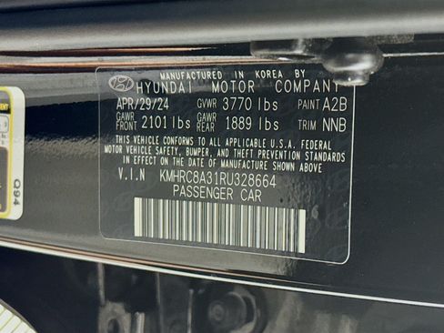 Used 2024 Hyundai Venue SEL FWD image 38