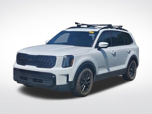 Used 2025 Kia Telluride AWD image 2