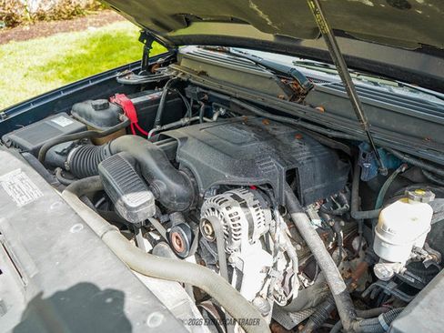 Used 2009 Cadillac Escalade AWD image 16