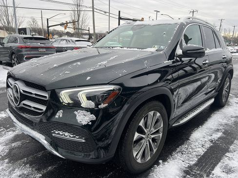 Used 2023 Mercedes-Benz GLE 450 4MATIC image 3