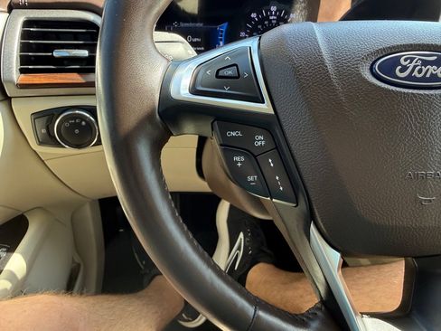 Used 2018 Ford Fusion Energi Platinum FWD image 30
