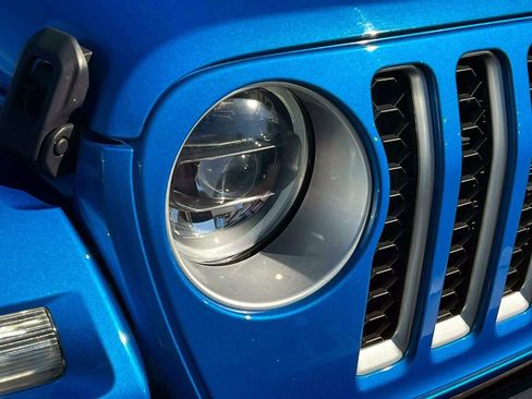 Certified 2023 Jeep Wrangler Unlimited Sahara w/ Cold Weather Group AWD/4WD image 10
