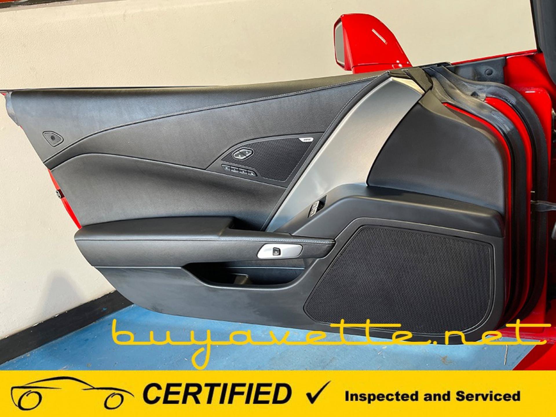 Used 2018 Chevrolet Corvette Stingray Coupe RWD image 19