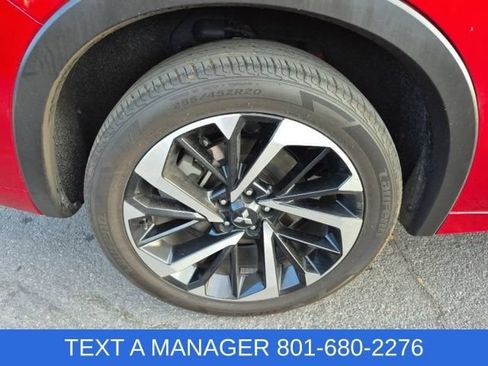 Used 2023 Mitsubishi Outlander SEL AWD/4WD image 12