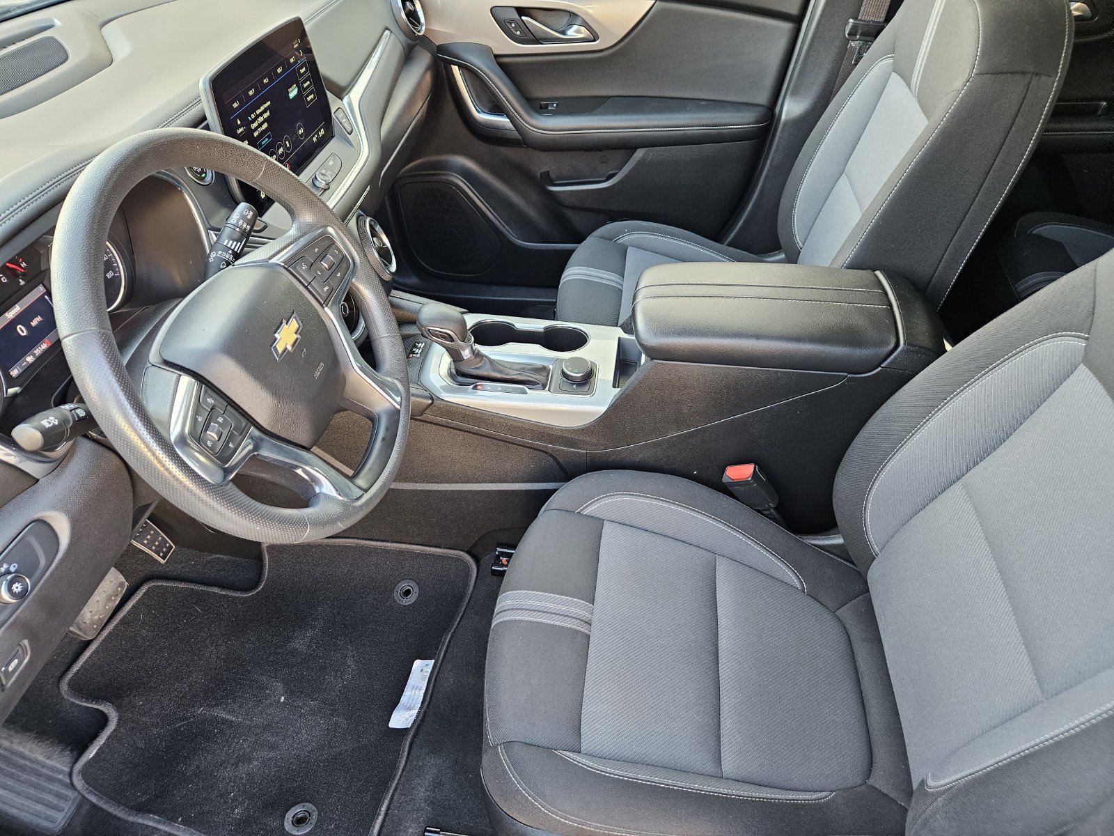 Used 2023 Chevrolet Blazer LT w/ Convenience Package FWD image 16