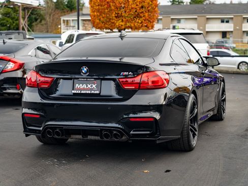 Used 2018 BMW M4 Coupe image 11