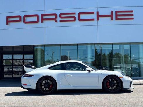 Used 2018 Porsche 911 GT3 RWD image 14