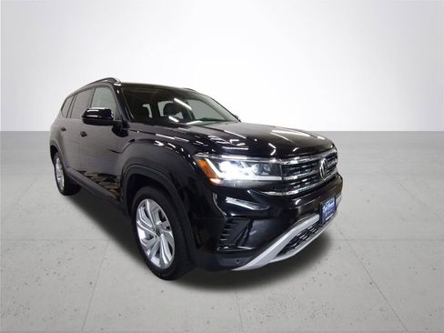 Used 2022 Volkswagen Atlas SE image 4