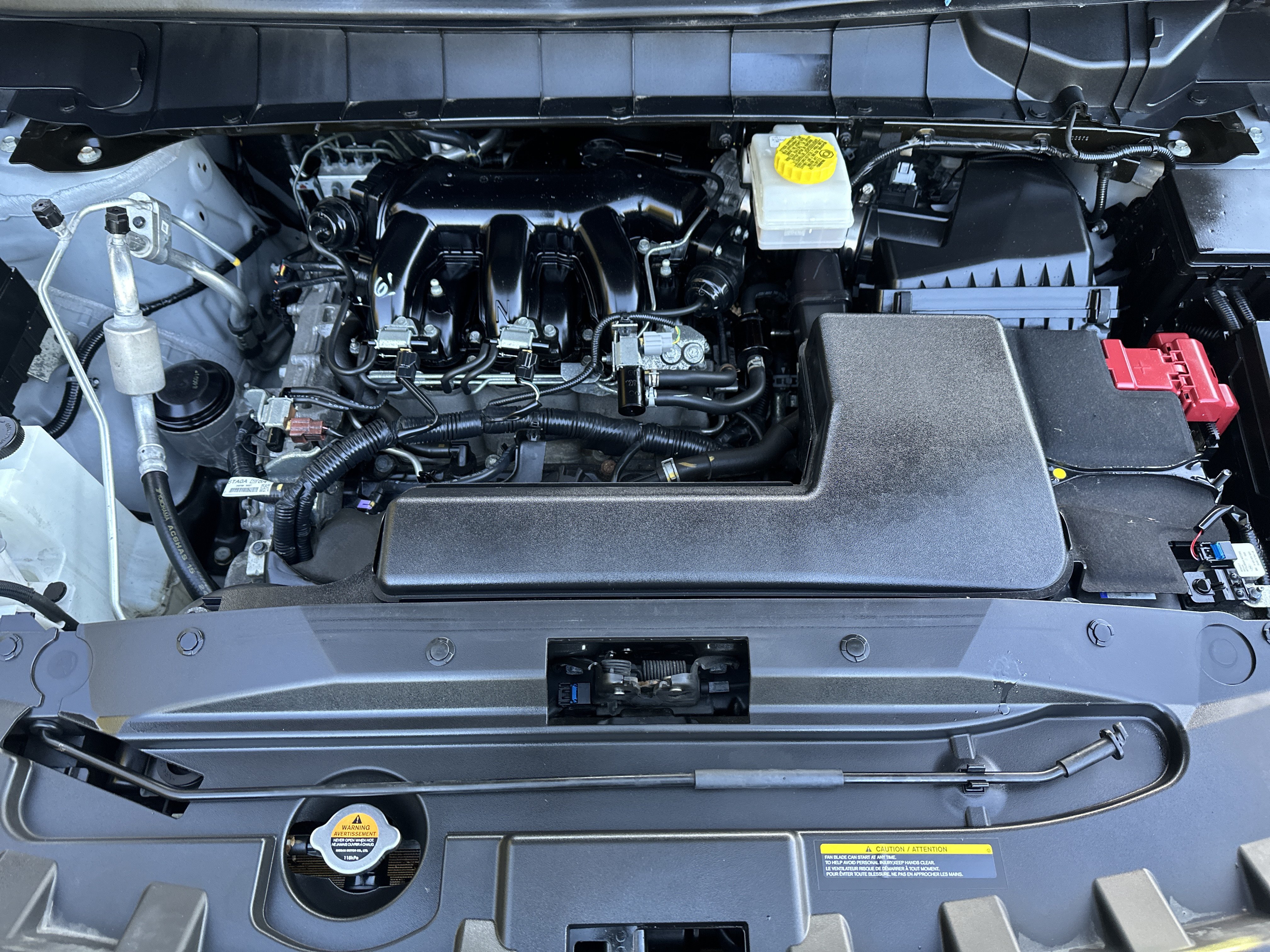 Used 2025 Nissan Pathfinder SV AWD/4WD image 28