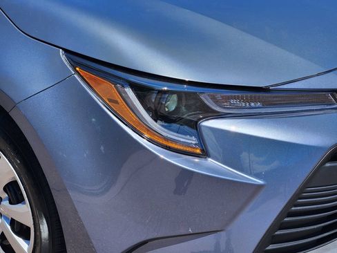 Used 2026 Toyota Corolla LE FWD image 28