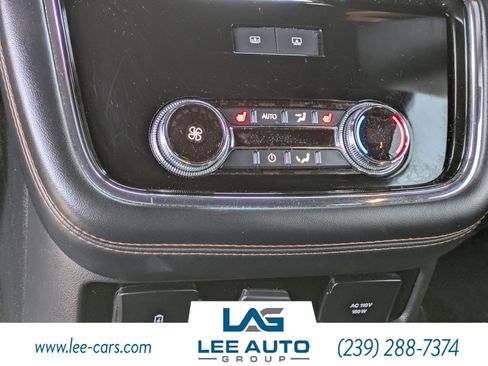 Used 2021 Lincoln Navigator Reserve w/ Luxury Package AWD/4WD image 13