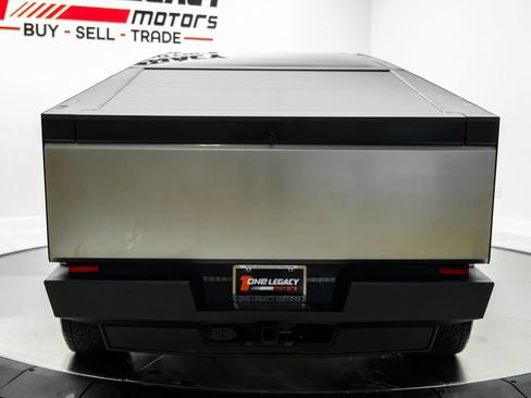 Used 2024 Tesla Cybertruck Cyberbeast AWD/4WD image 11