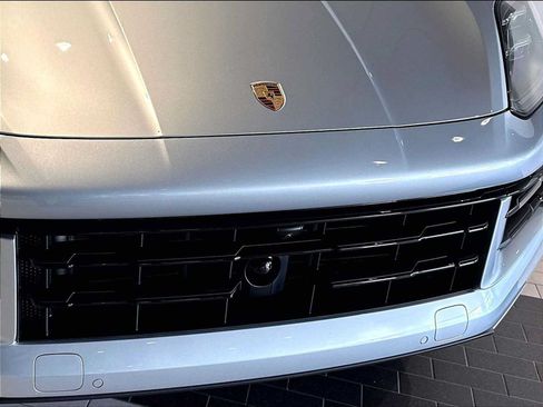 New 2026 Porsche Cayenne AWD/4WD image 30