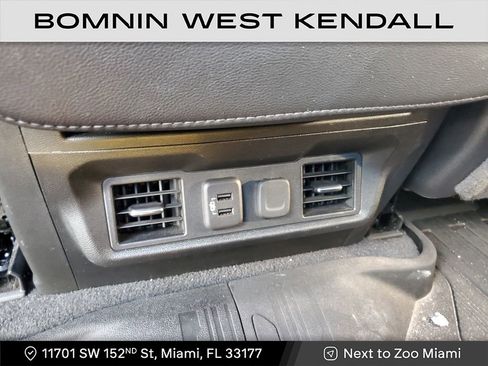 Used 2020 GMC Sierra 1500 Elevation w/ Elevation Value Package image 15