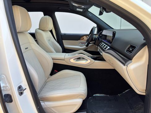 Used 2022 Mercedes-Benz GLS 63 AMG 4MATIC image 16
