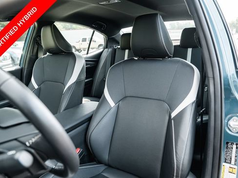 Used 2025 Toyota Camry SE FWD image 24