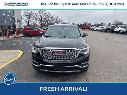 Used 2017 GMC Acadia Denali w/ Technology Package image 9