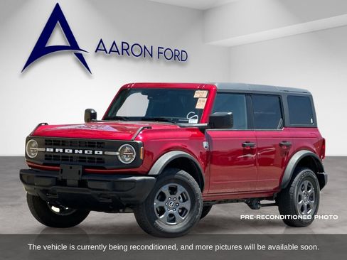Used 2025 Ford Bronco Big Bend AWD/4WD image 2