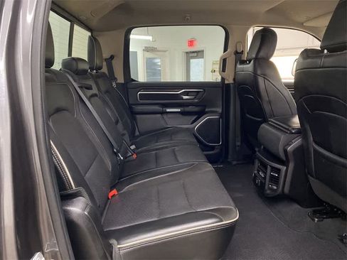 Used 2019 RAM 1500 Laramie image 17