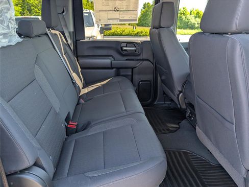 New 2026 Chevrolet Silverado 2500 Custom w/ Custom Value Package AWD/4WD image 7
