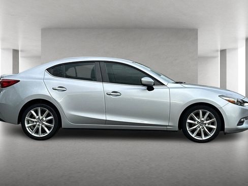 Used 2017 MAZDA MAZDA3 Touring w/ Popular Equipment Package image 3