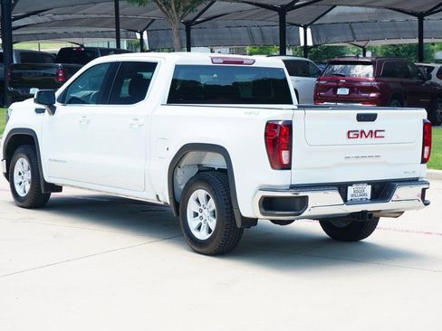 Used 2024 GMC Sierra 1500 SLE image 3
