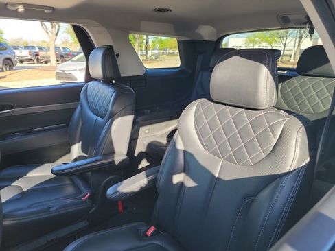 Used 2022 Hyundai Palisade SEL image 14
