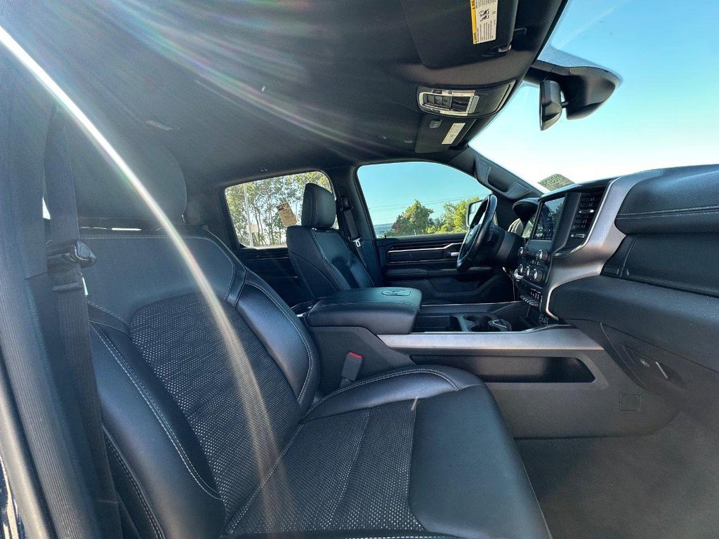 Used 2020 RAM 1500 Sport w/ Level 2 Equipment Goup w/2_L AWD/4WD image 14