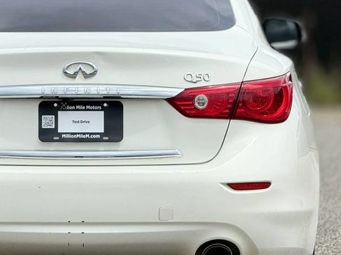 Used 2015 INFINITI Q50 Premium w/ Navigation Package RWD image 14