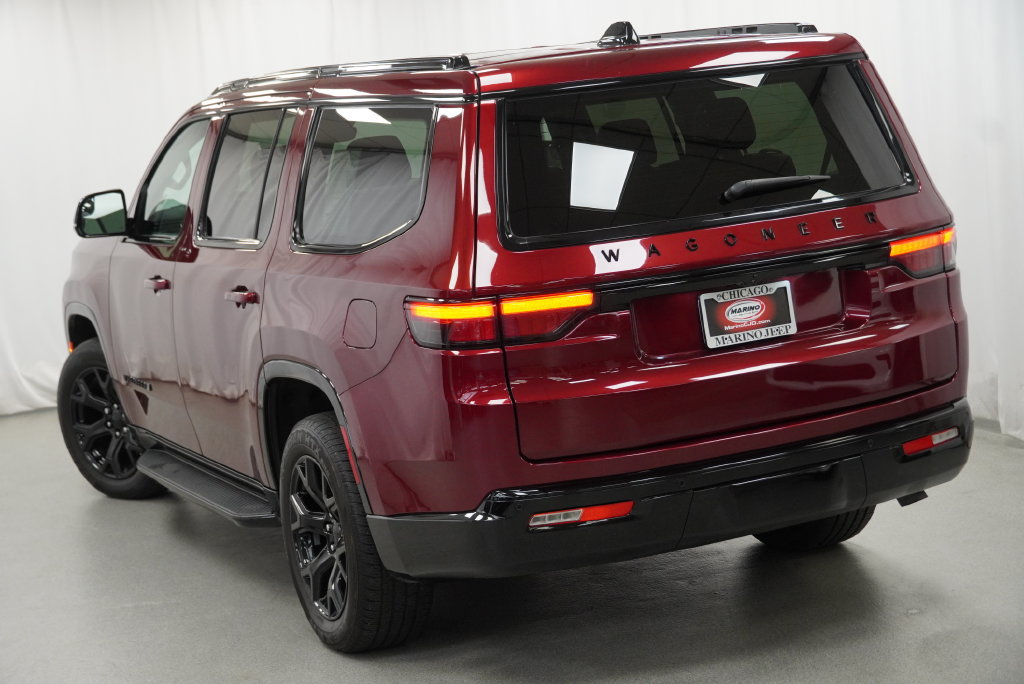 Used 2024 Jeep Wagoneer Series II AWD/4WD image 16