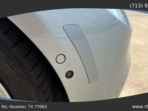 Used 2018 BMW M3 RWD image 17