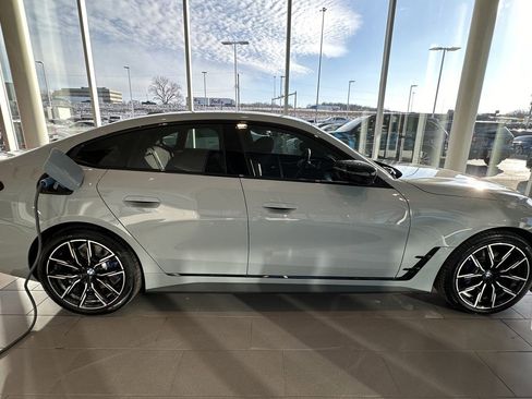 Certified 2025 BMW i4 xDrive40i w/ M Sport Package image 9
