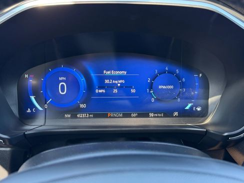 Used 2020 Ford Escape Titanium w/ Titanium Premium Package 2.0 AWD/4WD image 14