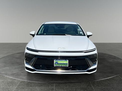 Used 2025 Hyundai Sonata SEL FWD image 2