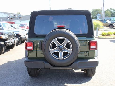 Used 2021 Jeep Wrangler Unlimited Sport image 24