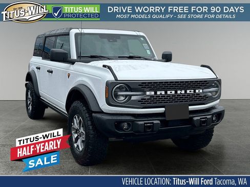 Used 2025 Ford Bronco Badlands AWD/4WD image 1