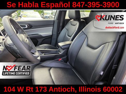 Used 2025 Jeep Compass Limited AWD/4WD image 20