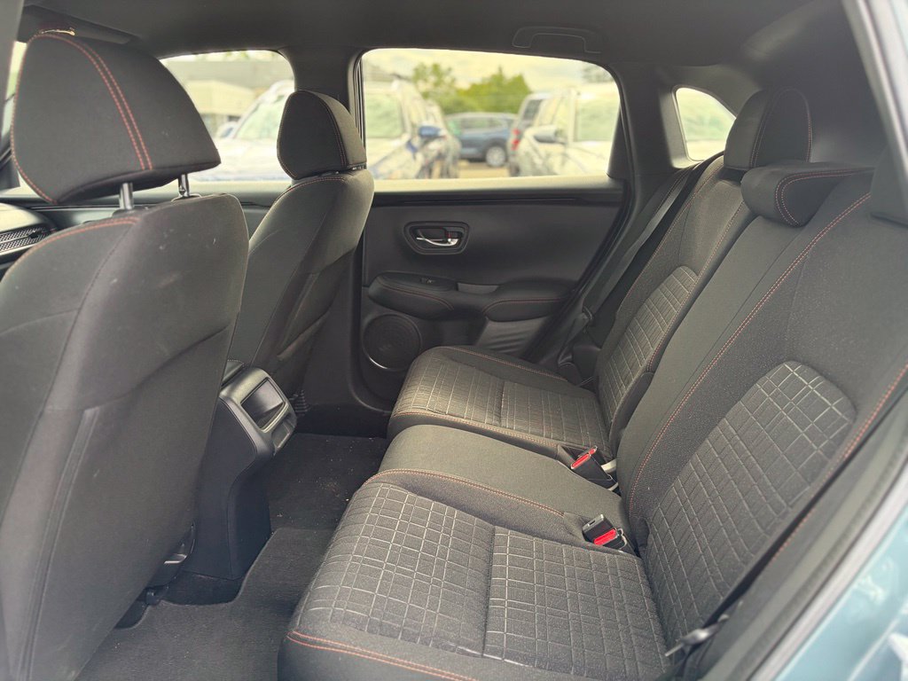 Used 2024 Honda HR-V Sport image 11