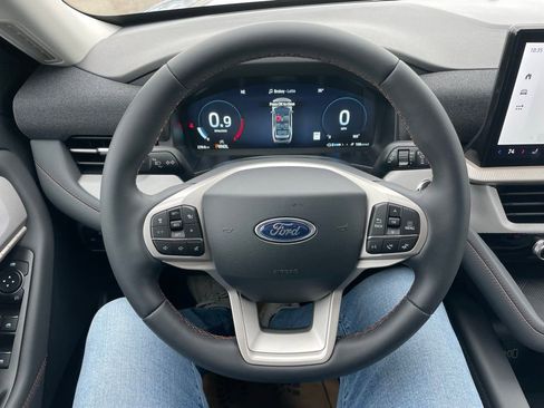 New 2026 Ford Explorer Active AWD/4WD image 25