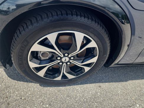 Used 2021 Ford Mustang Mach-E Premium RWD image 9