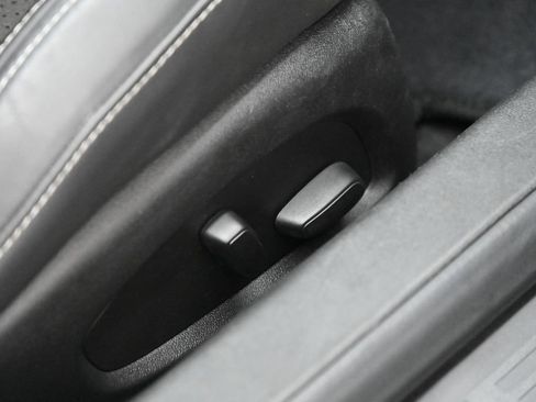 Used 2017 Chevrolet Camaro SS RWD image 21