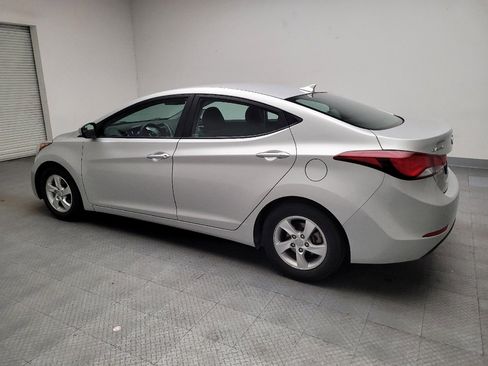Used 2015 Hyundai Elantra SE image 3