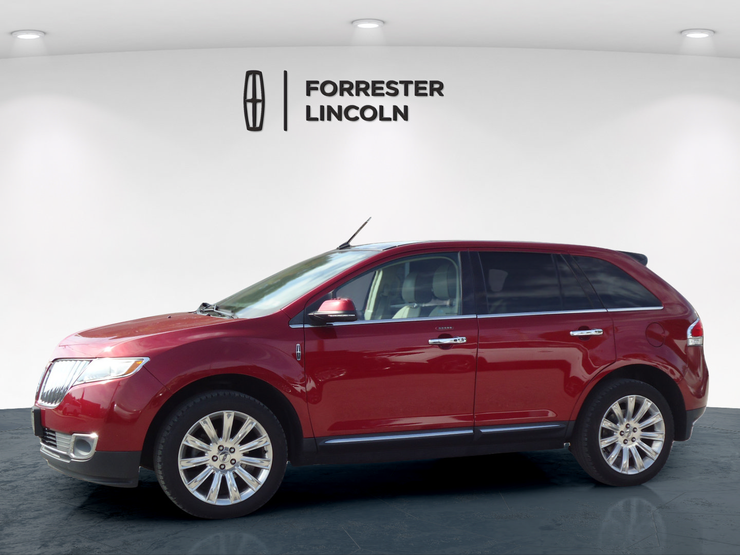 Used 2015 Lincoln MKX AWD w/ Equipment Group 102A image 6