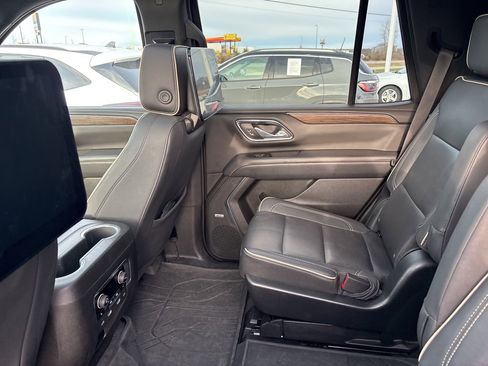 Used 2023 Chevrolet Tahoe Premier image 14