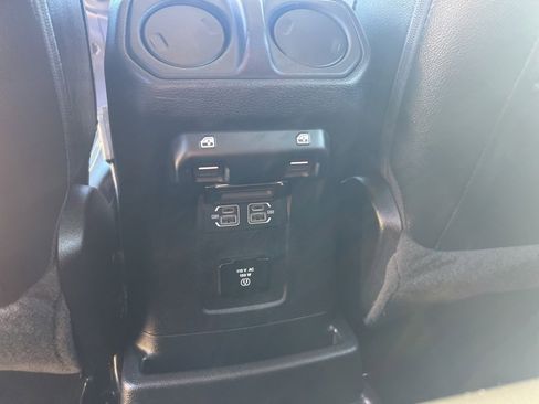 Used 2022 Jeep Wrangler Unlimited Sahara w/ Cold Weather Group image 26