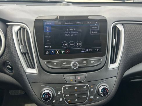 Used 2024 Chevrolet Malibu LT image 21