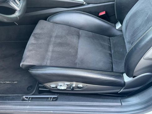 Used 2015 Porsche 911 GT3 w/ Sound Package Plus RWD image 18